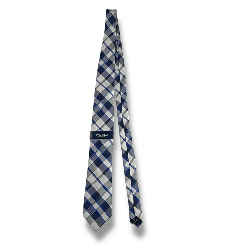 Nautica Men's Necktie‎ Blue Gray Navy Plaid 100% Silk Classic Preppy New W/Tags